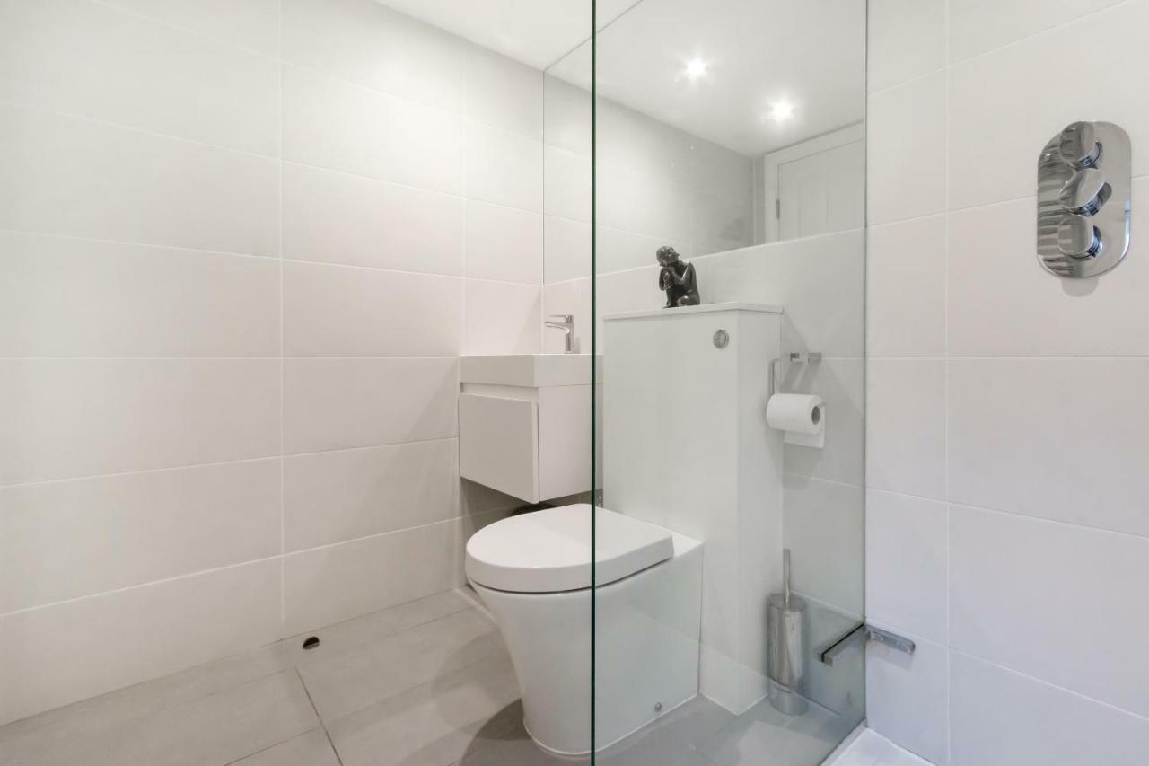 Stunning Soho Apartment London Exteriör bild
