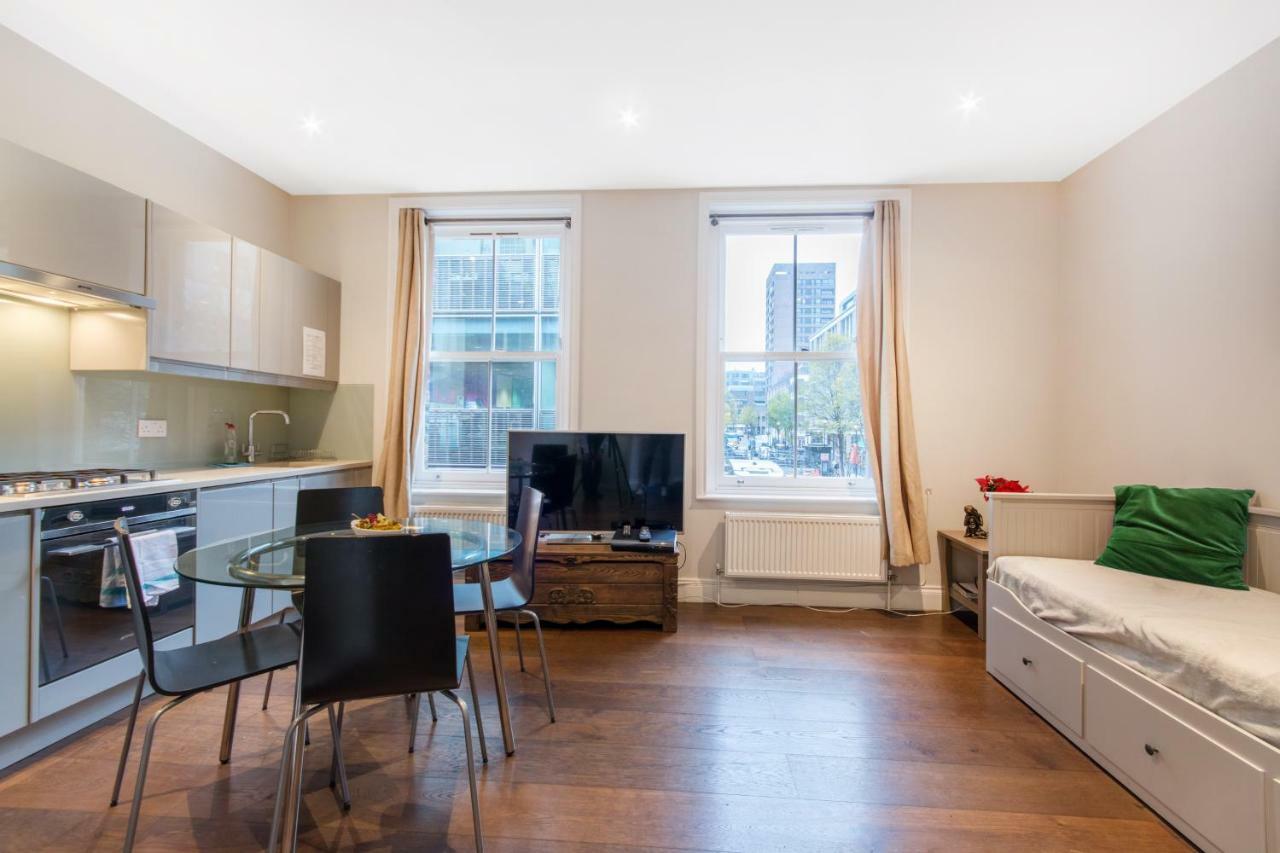 Stunning Soho Apartment London Exteriör bild
